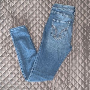 HOLLISTER High-Rise Super Skinny Jeans